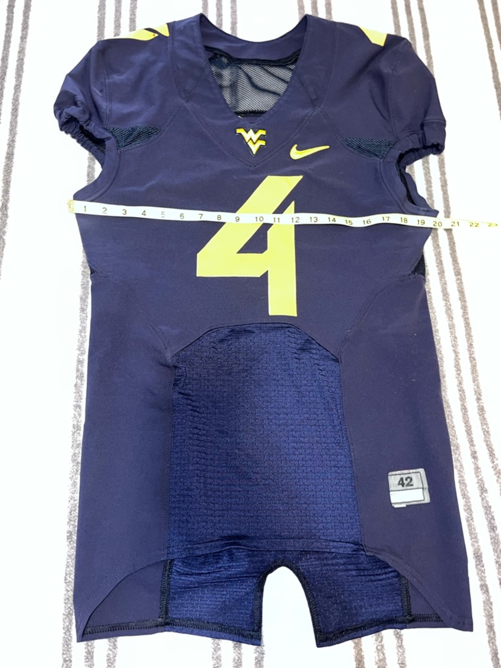 Nike West Virginia Mountaineers Player Issued Football Jersey Blue #4 WVU 42 L - Picture 9 of 14
